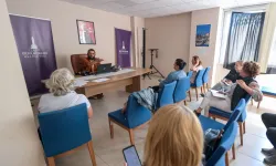 İzmir'de yazarlık eğitimleri başladı