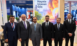 SANAYİ BAKANI ERDEMİR STANDINI ZİYARET ETTİ