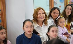 KIZ ÇOCUKLARI İLHAM VEREN KADINLARLA BULUŞTU