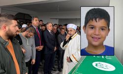 9 YAŞINDAKİ YILDIRIM GÖZYAŞLARI ARASINDA TOPRAĞA VERİLDİ