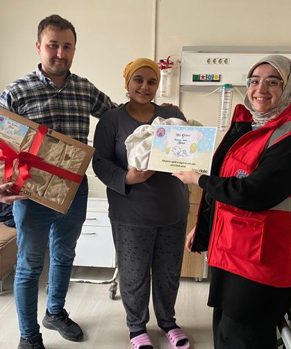 Bafra Belediyesinden yeni doğan bebeklere hediye