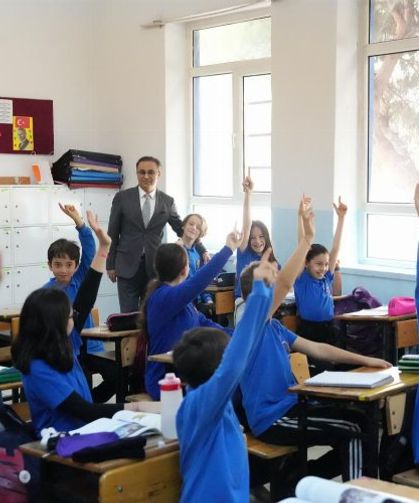 İzmir İl Milli Eğitim Müdürü Dr. Ömer Yahşi’den Bergama'ya ziyaret
