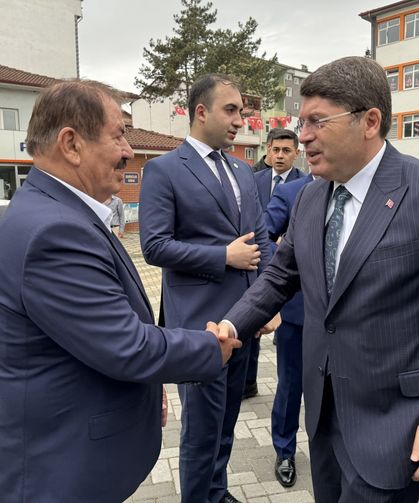 Adalet Bakanı Tunç, Bartın'da ziyaretlerde bulundu: