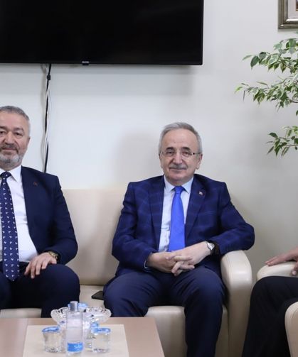 AK Parti Samsun İl Başkanı Köse'den 19 Mayıs Belediye Başkanı Topaloğlu'na ziyaret