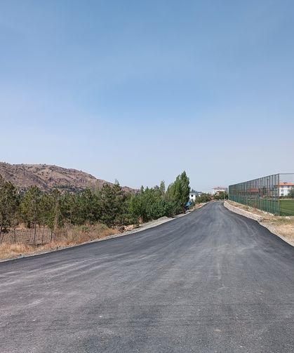 Uğurludağ'da 1600 metre sıcak asfalt serildi