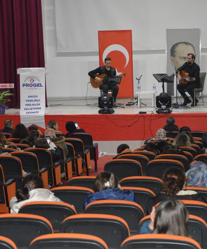 Havza 'Duygulu şarkılar' konseri düzenlendi
