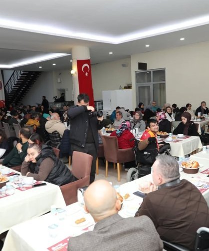 Bafra'da engelli vatandaşlar ve aileleri iftarda buluştu