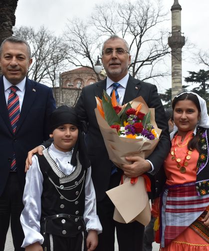 Çalışma ve Sosyal Güvenlik Bakanı Işıkhan, Trabzon'da ziyaretlerde bulundu