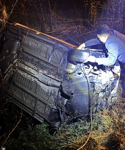Düzce'de iki otomobilin çarpıştığı kazada 6 kişi yaralandı