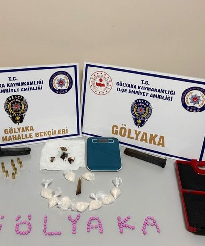 Düzce'de uyuşturucu operasyonlarında 3 zanlı tutuklandı