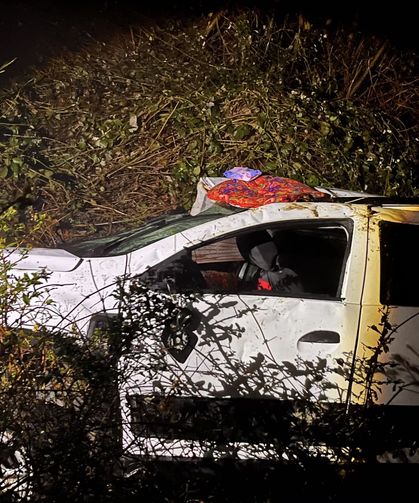 Sinop'ta otomobilin uçuruma devrildiği kazada 7 kişi yaralandı