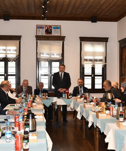 AK Parti Milletvekili Celalettin Köse, basın toplantısı düzenledi