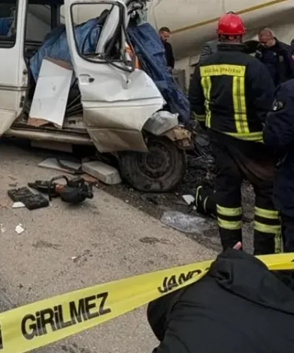 Burdur'da feci kaza: 7 ölü, 3 yaralı