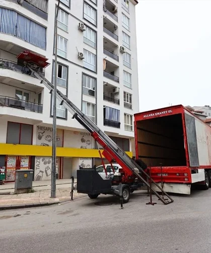 Denizli Büyükşehir'den taşınan ailelere 1,77 milyon TL'lik destek