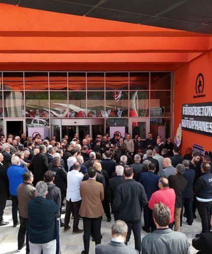 Düzce'de belediye ve hayırsever işbirliğinde yapılan kütüphane açıldı