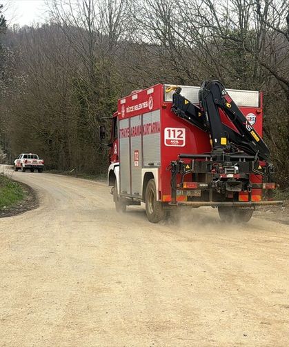 Düzce'de göçükte mahsur kalan bir işçi hayatını kaybetti