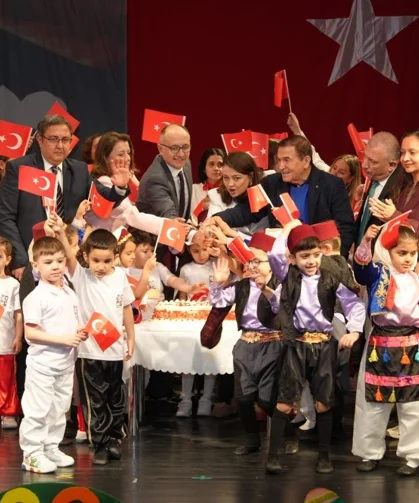 Eskişehir'de minikler 23 Nisan coşkusunu yaşadı