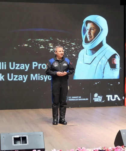 İlk Türk astronot Alper Gezeravcı GTÜ'de