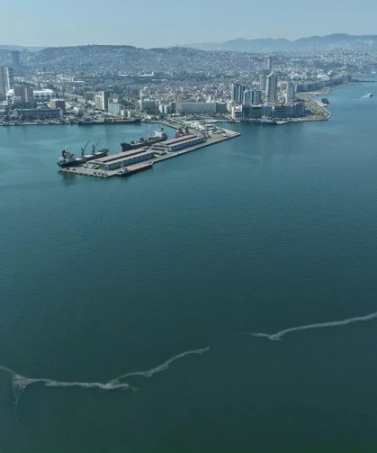 İzmir Körfezi göz göre göre kirletiliyor! 12. kirlilik tespiti!