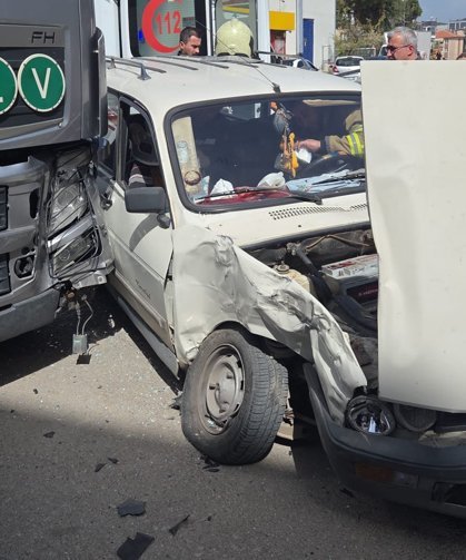 Karabük'te tırla çarpışan otomobilin sürücüsü yaralandı