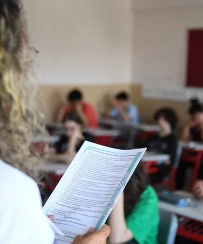 LGS'de yeni uygulama... Sertifikalı okuyucu ve kodlayıcılar görev yapacak