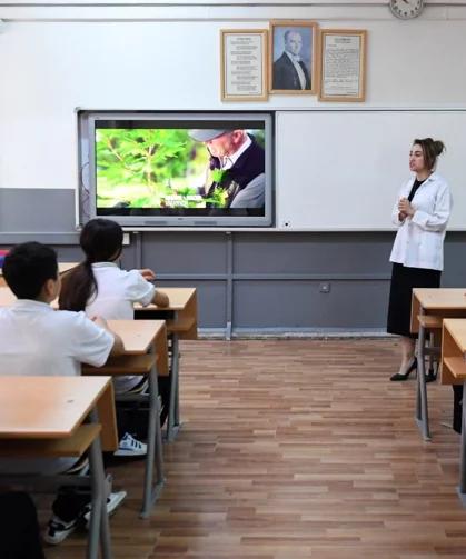 Öğretmenlerin yer değiştirme başvuruları 4-6 Mayıs'ta