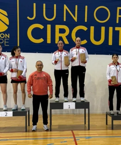 Osmangazili badmintonculardan çifte başarı