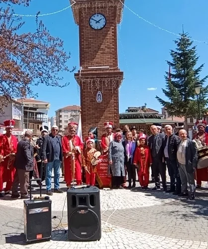 Pazaryeri'nden CHP'li vekillere mehterli gönderme