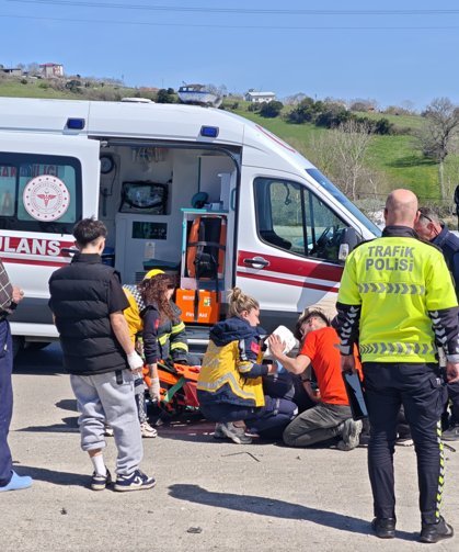 Sinop'ta otomobilin devrildiği kazada sürücüsü yaralandı