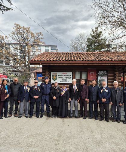 Tokat İl Jandarma Komutanı Çetin, Niksar'da şehit yakınları ve gazilerle buluştu