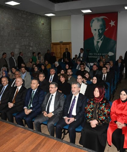 Trabzon'da Hüseyin Kazaz Kültür Merkezi kapılarını yeniden sanata ve sanatseverlere açtı