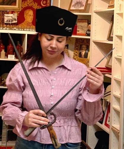 Yazar Özlem Ok'tan Rotterdam'daki Çanakkale Müzesi'ne ziyaret