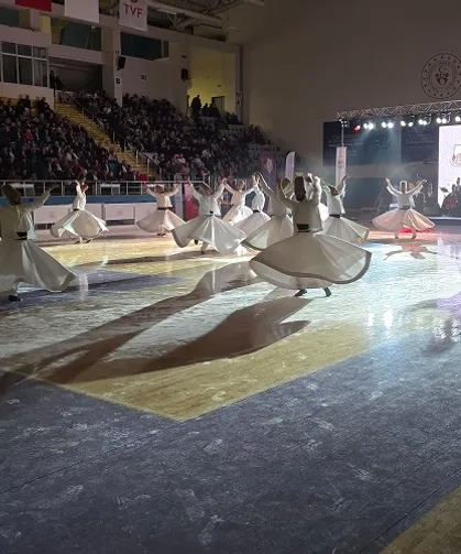 Konya Büyükşehir Sema Topluluğu'ndan görkemli gösteri