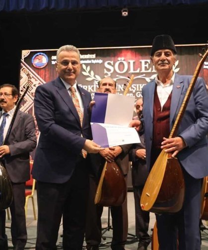 Samsun'da 'Sazın Telinden, Gönül Dilinden Aşıklar Şöleni' düzenlendi