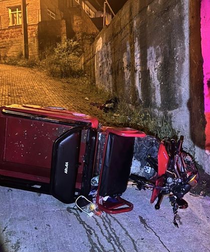Sinop'ta 3 tekerlekli motosikletin istinat duvarına çarptığı kazada sürücü ağır yaralandı
