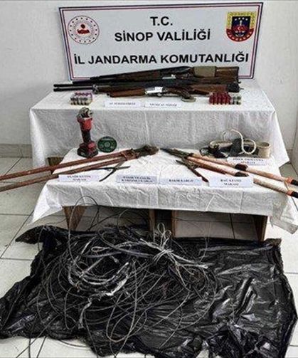 Sinop'ta haberleşme ve enerji nakil kablosu hırsızlığı operasyonunda 3 zanlı yakalandı
