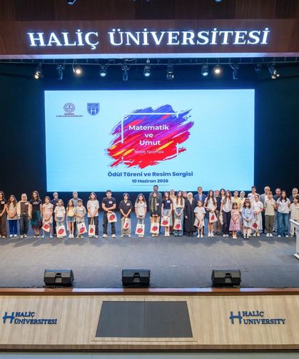 Haliç Üniversitesinde 'Matematik ve Umut' temalı resim yarışmasının ödül töreni gerçekleştirildi