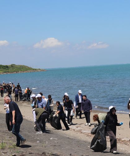 Ordu'da, Türkiye Çevre Haftası etkinlikleri kapsamında sahil temizliği yapıldı