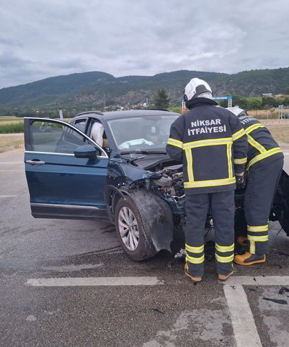 Tokat'ta trafik kazasında 2 kişi yaralandı