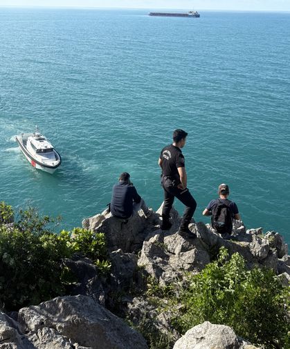 Zonguldak'ta balık tutarken denize düşen kişi hayatını kaybetti