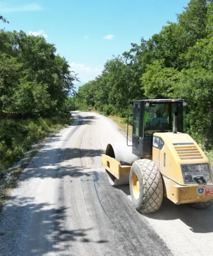 Bursa Büyükşehir'den İznik'te yollara konfor ayarı