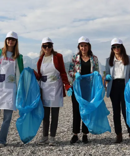 Antalya'da Konyaaltı sahillerinde plastik atıklara karşı yeni proje
