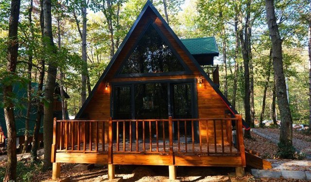 'BUNGALOV DOLANDIRICILIĞI' 9 ZANLI TUTUKLANDI