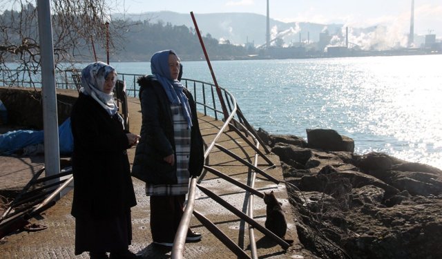 ACILI ANNE, "NERDESİN OĞLUM?"