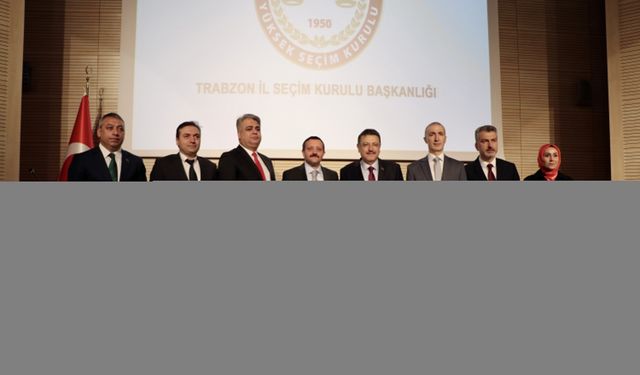 Trabzon Büyükşehir Belediye Başkanı Genç, mazbatasını aldı