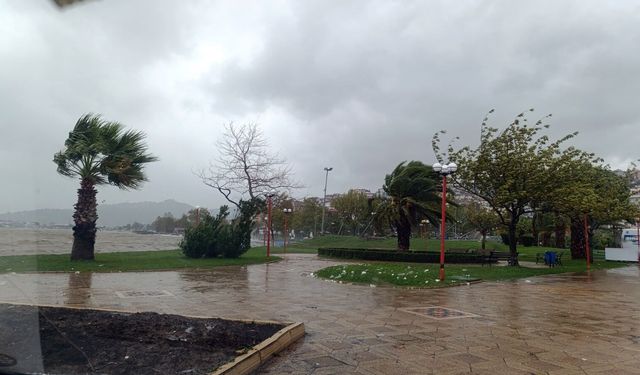 KUVVETLİ YAĞIŞ UYARISI!