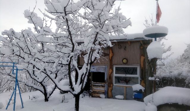 Amasya'nın yüksek kesimlerinde kar etkili oluyor