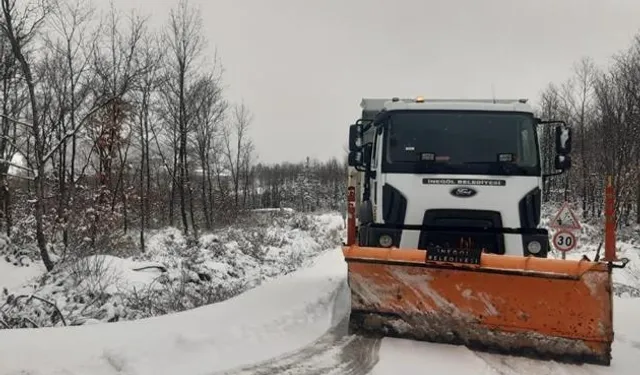 Bursa İnegöl'de 24 Saatte 925 km kar temizleme çalışması yapıldı