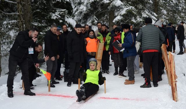 Geleneksel Kızak Yarışları'nın 2. ayağı Bolu'da yapıldı