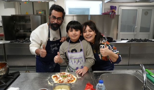 Karabük Üniversitesinin "Napoli Usulü Pizza Atölyesi" yoğun ilgi gördü